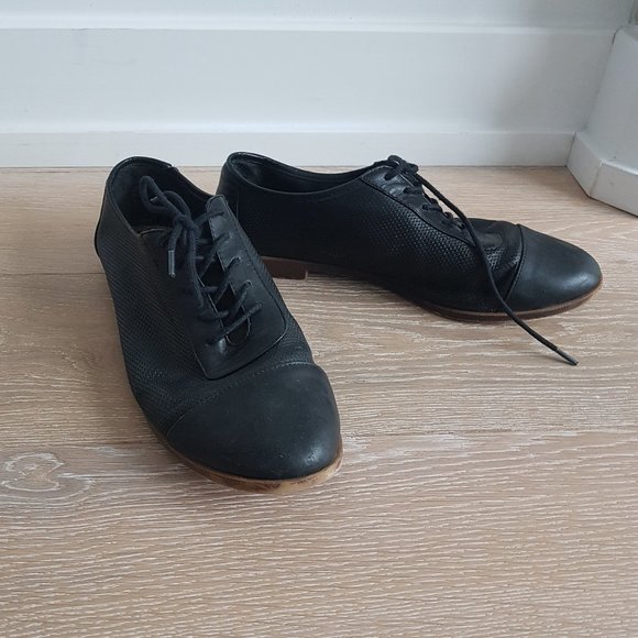 ALDO black leather loafer flats size 8 women - Picture 2 of 5